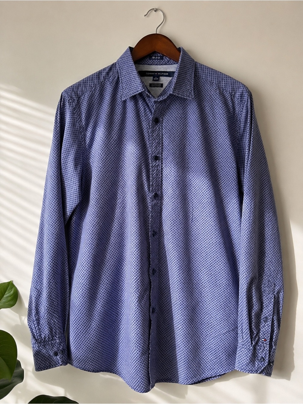 Tommy Hilfiger Light Blue Micro-Pattern Button-Down Shirt